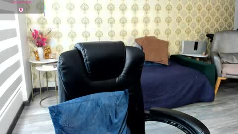 Snapshot of angelina_class_7 chatting on 04-24-26, 01:46 angelina_class_7 online show from 04-24-26, 01:46