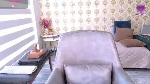 Snapshot of angelina_class_7 chatting on 07-15-26, 03:39 angelina_class_7 online show from 07-15-26, 03:39