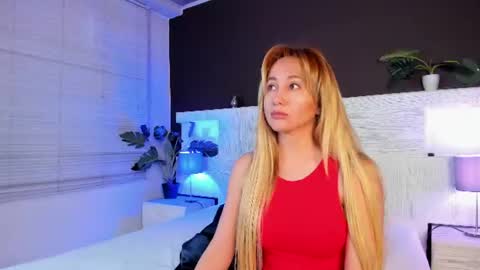 angelina_hilton online show from 07-06-26, 01:08
