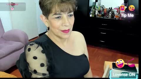 Angelina online show from 11-12-25, 09:14