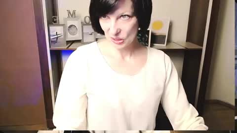 Angelina online show from 05-16-26, 10:36