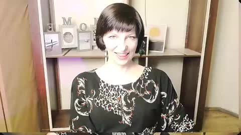 Snapshot of angelinalov_ chatting on 06-07-26, 08:29 Angelina online show from 06-07-26, 08:29