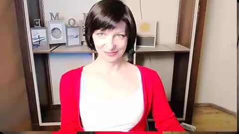 Snapshot of angelinalov_ chatting on 06-18-26, 09:25 Angelina online show from 06-18-26, 09:25