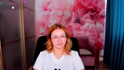 AngelinaLow online show from 01-13-26, 12:54