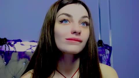 Angelina online show from 10-31-25, 07:42