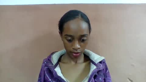 Snapshot of angeline221173 chatting on 07-19-26, 07:12 angeline221173 online show from 07-19-26, 07:12
