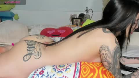 Angeline Smith  online show from 06-01-26, 06:04