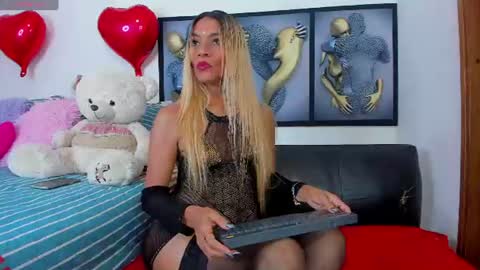 ANGELINE  YAMPOLL online show from 06-13-26, 07:06