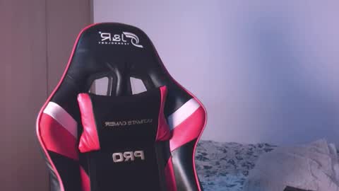 Angelinhaa  online show from 01-19-26, 04:49