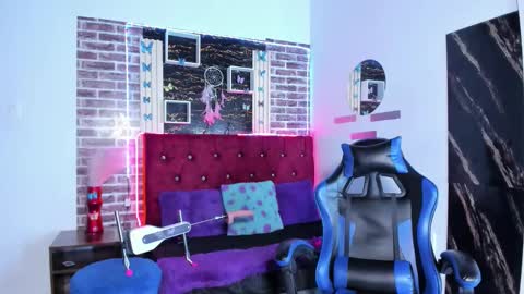 Snapshot of angelitasexxxhot chatting on 11-16-25, 01:00 Angelitasexxxhot online show from 11-16-25, 01:00