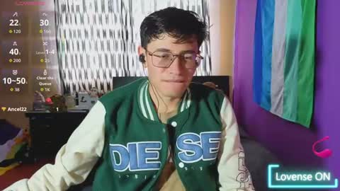 Angel online show from 06-21-26, 08:44