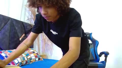 Angel online show from 11-13-25, 08:41