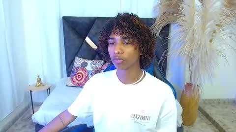 Angel online show from 02-10-26, 08:46