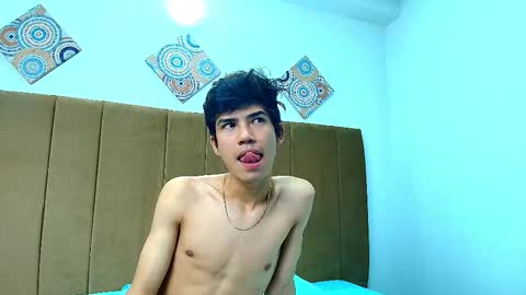 Angelldustt  online show from 11-06-25, 01:23