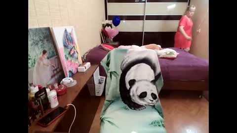 angelleah online show from 09-17-25, 12:07