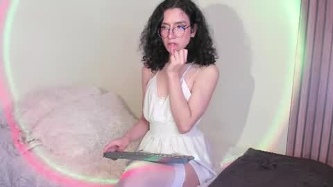 Snapshot of angellike_doll chatting on 07-19-26, 10:13 Angellike online show from 07-19-26, 10:13