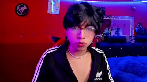 Snapshot of angellonfire chatting on 12-14-24, 06:24 Angel online show from 12-14-24, 06:24