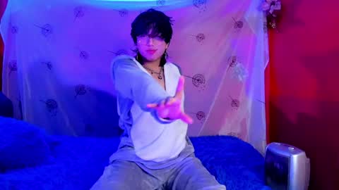 Snapshot of angellonfire chatting on 12-29-24, 06:56 Angel online show from 12-29-24, 06:56