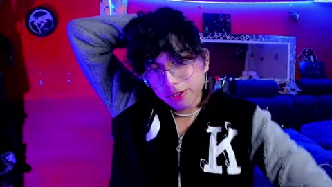 Snapshot of angellonfire chatting on 12-31-24, 03:55 Angel online show from 12-31-24, 03:55