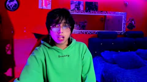 Snapshot of angellonfire chatting on 01-21-25, 05:16 Angel online show from 01-21-25, 05:16