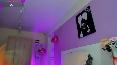 Angelli online show from 05-19-26, 06:47