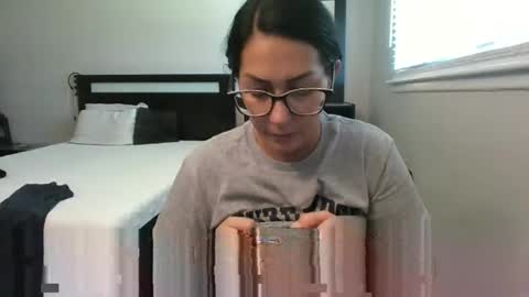 Snapshot of angelmarie7 chatting on 05-11-26, 04:48 Angel Marie online show from 05-11-26, 04:48