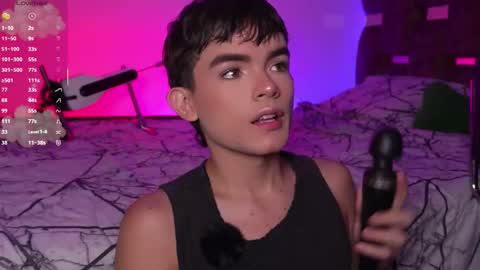 Angelo I work from home this is my room  online show from 10-18-25, 09:32