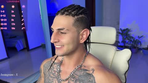 Snapshot of angeloferro1 chatting on 02-03-25, 06:13 Angelo Ferro online show from 02-03-25, 06:13