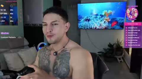 Snapshot of angeloferro1 chatting on 06-11-26, 06:11 Angelo Ferro online show from 06-11-26, 06:11