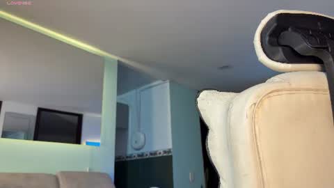 Snapshot of angeloferro1 chatting on 06-23-26, 04:10 Angelo Ferro online show from 06-23-26, 04:10