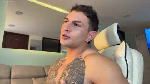 Snapshot of angeloferro1 chatting on 06-30-26, 06:14 Angelo Ferro online show from 06-30-26, 06:14