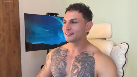 Snapshot of angeloferro1 chatting on 07-09-26, 03:32 Angelo Ferro online show from 07-09-26, 03:32