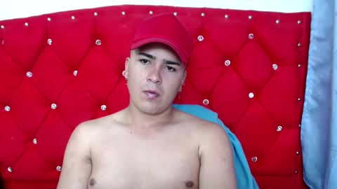 Snapshot of angels_0001 chatting on 12-09-24, 06:23 angels_0001 online show from 12-09-24, 06:23