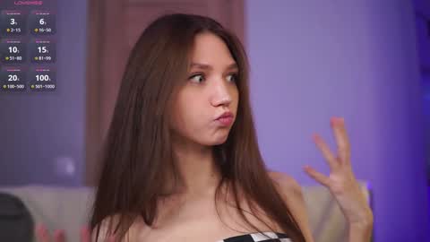 Snapshot of angels_kiss chatting on 10-27-25, 03:54 Nikki online show from 10-27-25, 03:54