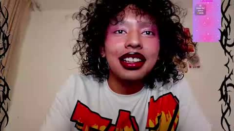 Snapshot of angelsdustxxx chatting on 01-30-25, 05:52 online show from 01-30-25, 05:52