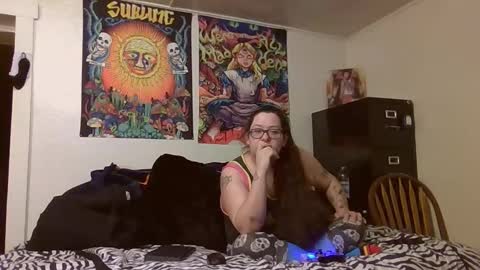 Angel and Mark online show from 01-18-26, 01:20