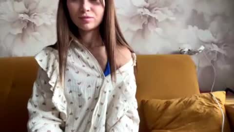 Mira online show from 06-19-26, 05:12