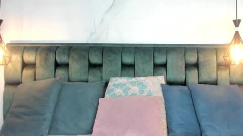 ANGIE online show from 01-26-25, 01:15