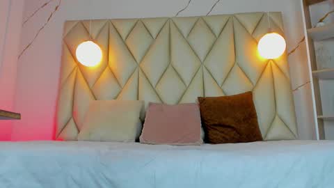 ANGIE online show from 11-07-25, 09:04