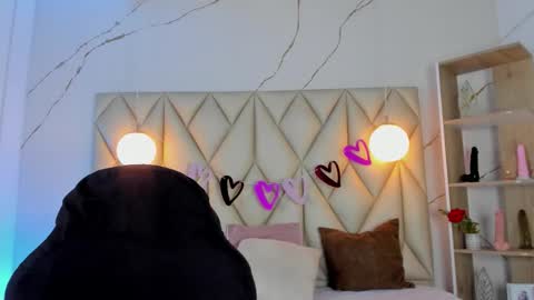 ANGIE online show from 03-09-26, 02:54