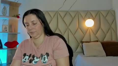 Snapshot of angelswets chatting on 05-29-26, 02:15 ANGIE online show from 05-29-26, 02:15