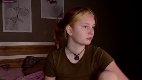 angelwise online show from 07-17-26, 03:02