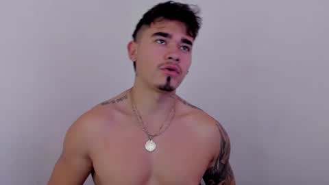 Snapshot of angelx_fox chatting on 09-11-25, 04:40 Angel Fox online show from 09-11-25, 04:40