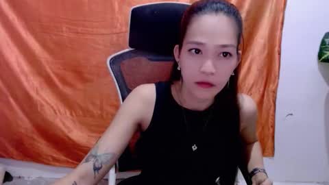 Snapshot of angelyn_slim chatting on 06-07-26, 11:14 angelyn_slim online show from 06-07-26, 11:14