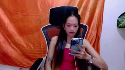 Snapshot of angelyn_slim chatting on 07-16-26, 11:44 angelyn_slim online show from 07-16-26, 11:44