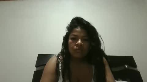 Snapshot of angi21393 chatting on 06-01-26, 03:19 angi21393 online show from 06-01-26, 03:19