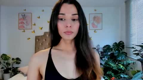 Snapshot of angie_modelo chatting on 05-08-26, 05:40 Anabella online show from 05-08-26, 05:40