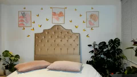 Snapshot of angie_modelo chatting on 05-12-26, 12:08 Anabella online show from 05-12-26, 12:08