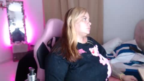 angiegranados1 online show from 04-29-26, 02:15