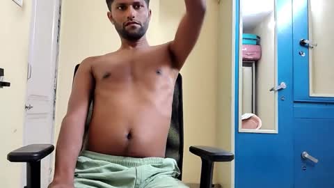 Snapshot of angryagent198 chatting on 03-19-26, 12:36 Tutu22 online show from 03-19-26, 12:36